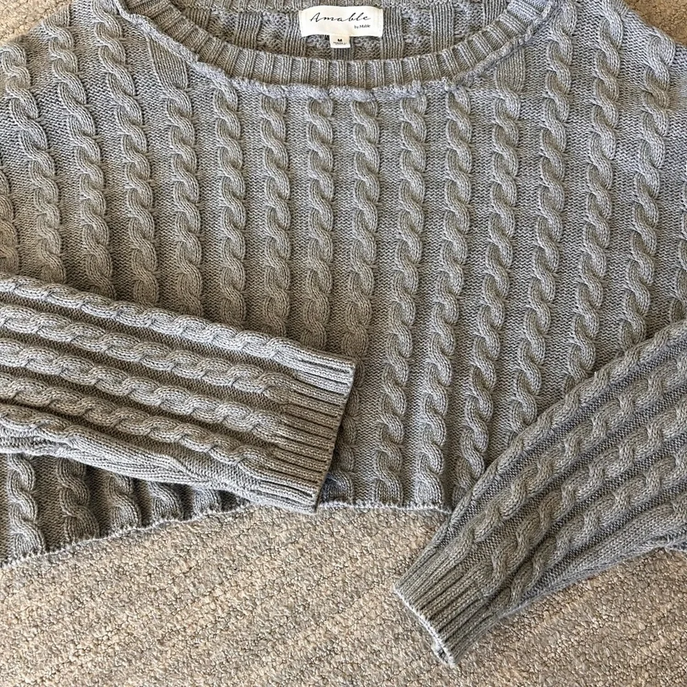 AMABLE CABLE KNIT CROP SWEATER - Picture 2 of 5